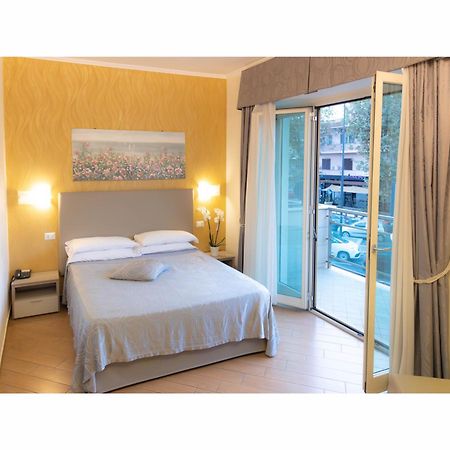 Porto Di Claudio Hotel Fiumicino Ngoại thất bức ảnh